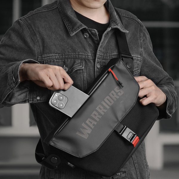 WiWU Warrior Message Bag X Durable Nylon Crossbody Bag
